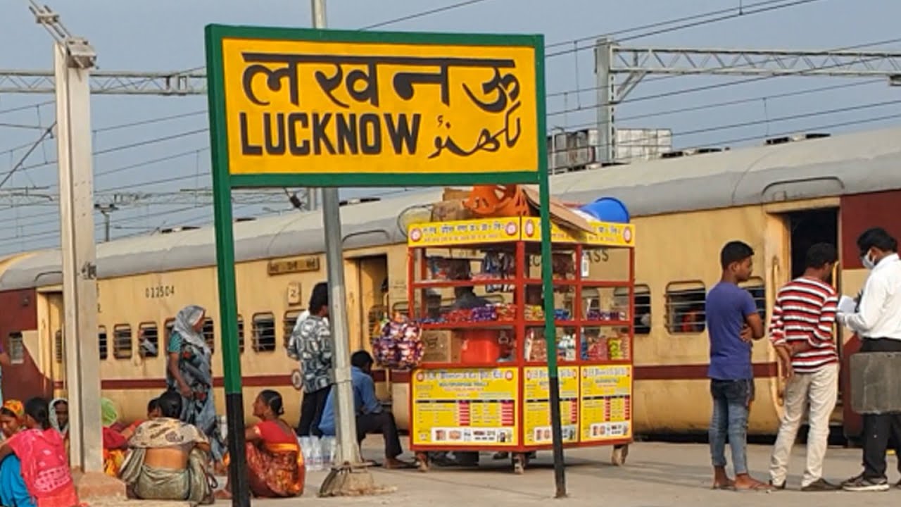Lucknow Charbagh railway station Uttar Pradesh Indian Railways Video in 4k ultra HD