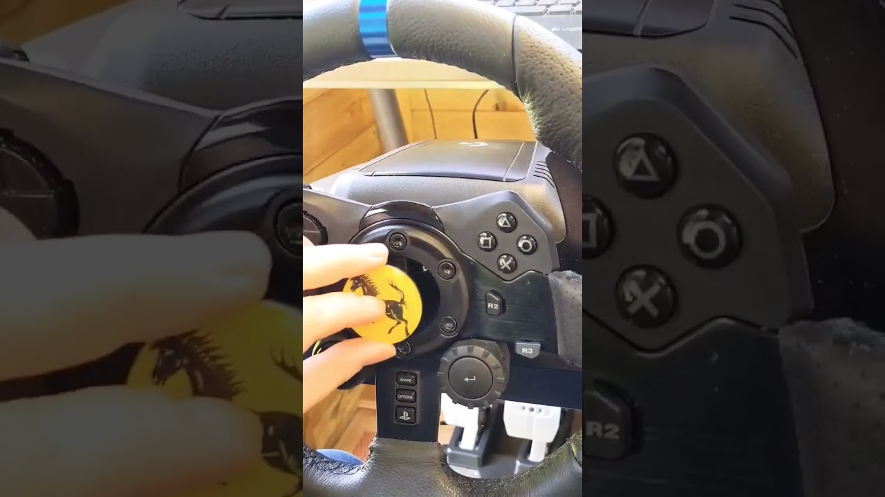 Easy Swap centre cap on a Logitech G923 Wheel. Too many cars on iracing for just one cap.