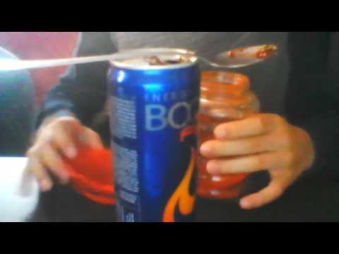 გიო და მარი თამაშობენ.მარი გიოს boom-ს  არ ალევინებს ამიტომ გიო მას გააწვალებს.