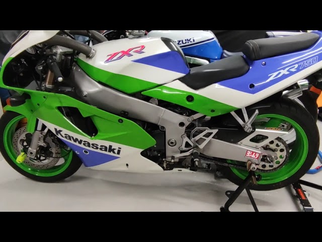 Kawasaki ZXR 750 - YouTube