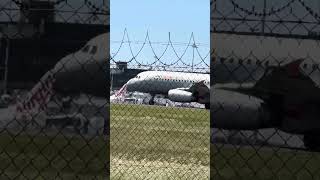 MELBOURNE AIRPORT DEPARTURE | 11/10/26 - Jetstar JQ705 A320 MEL-HBA
