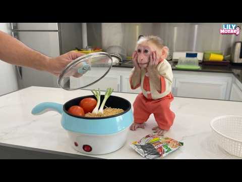 Chef Lily cooked a special noodle dish for dad for the first time!