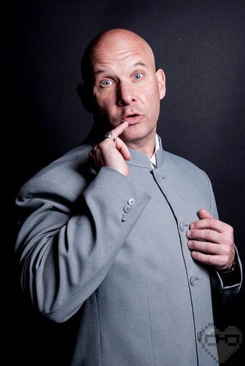 2GeeksTV with Dr  Stevil at Hamilton Comic Con