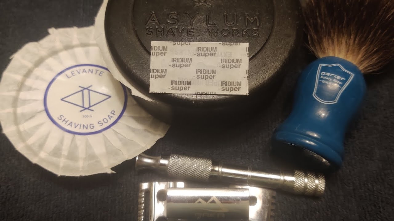 Magnificent Razor my Daily Driver choice from my magnificent 11 razors of 2023 - YouTube