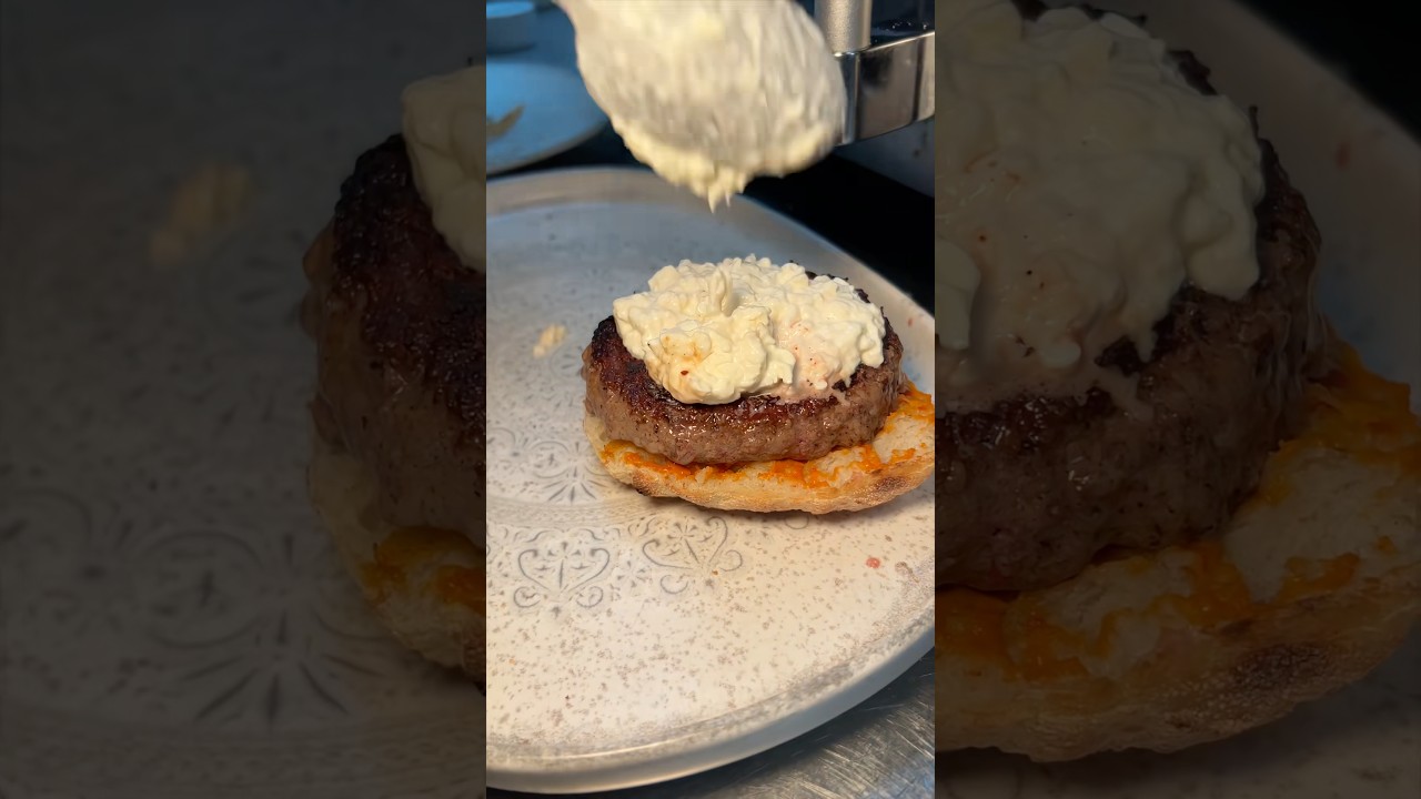 The FRESCO BURGER from San Matteo Cucina in NYC! Packed with creamy straciatella! 🍔🤤 #DEVOURPOWER