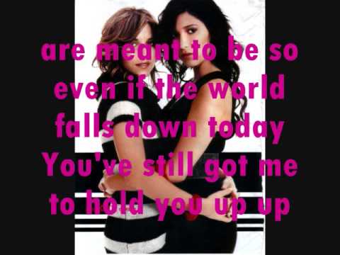 The Veronicas - Untouched Lyrics