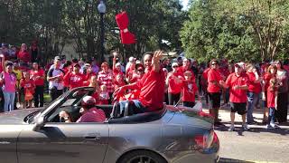 UL-Lafayette Homecoming Parade: Here come Dr. Hughes!