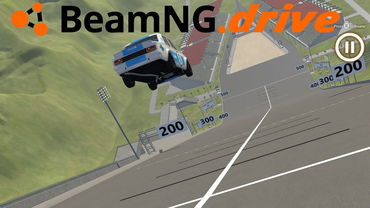 Conduciendo coches y camiones por una rampa empinada para llegar al final en Beamng drive.
