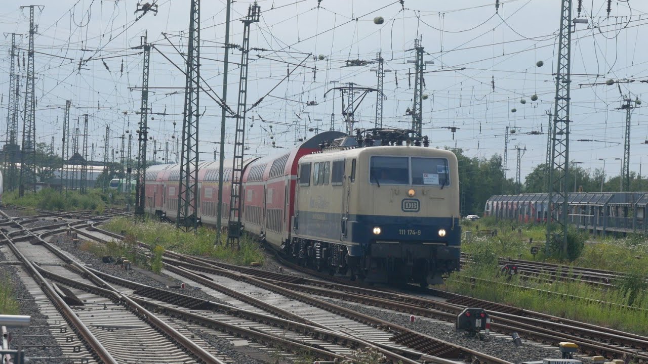 RE 3 Ersatzugverkehr in NRW zwichen Düsseldorf und Hamm Mit Br 111 und Doppelstockwagen (4k)