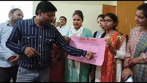 Nipun Teachers Training BRC Bewar Mainpuri batch 3 room 2 👍👍  presentation by - Manoj Upadhyay (AT)