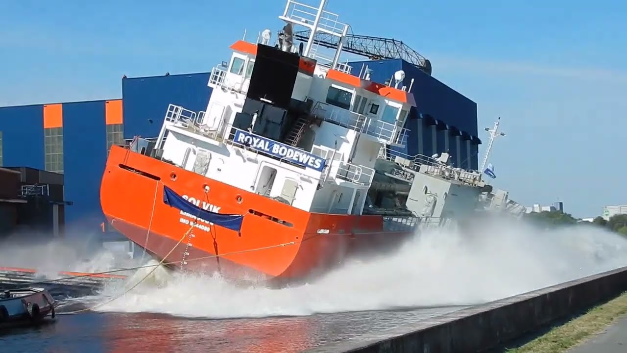 ☝️Perfect LAUNCH of 'SOLVIK' at Royal Bodewes, The Netherlands(Short ...