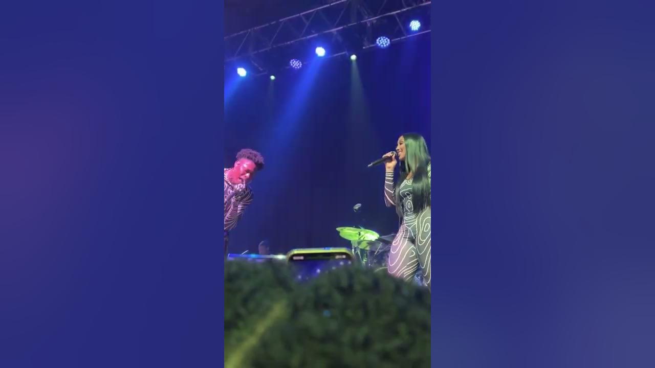 Queen Naija Ft Lucky Daye Dream Lyrics Lucky Daye brings out Queen Naija #CandyDripTour “Dream” - YouTube