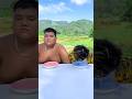 Hai anh em chơi khăm lẫn nhau, màu nước vui nhộn #shorts #cute