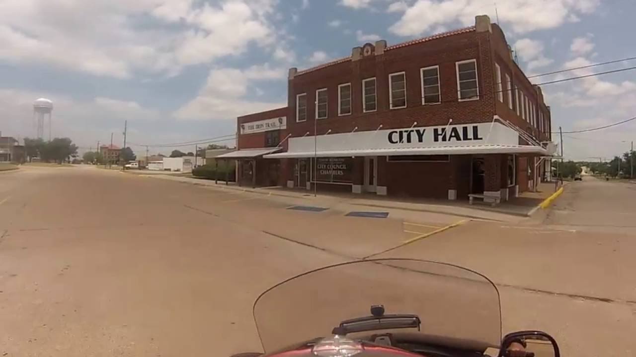 into Archer City, Texas YouTube