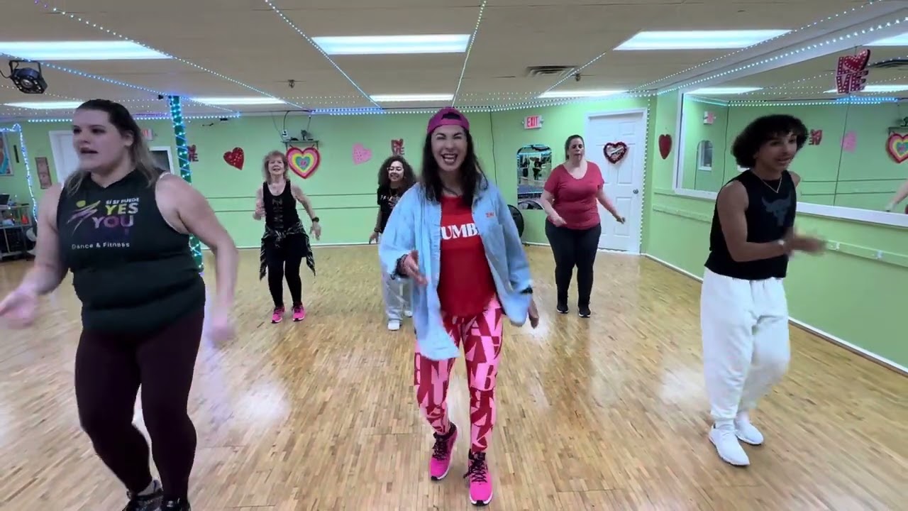 Conga by Gloria Estefan & Miami Sound Machine - Zumba® choreography by Marianela and SSP Familia