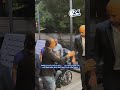 منهـ ـاره من الحـ ـزن لحظة وصول زيزي بدر الدين لوداع والدها شقيق الفنانه فريدة سيف النصر