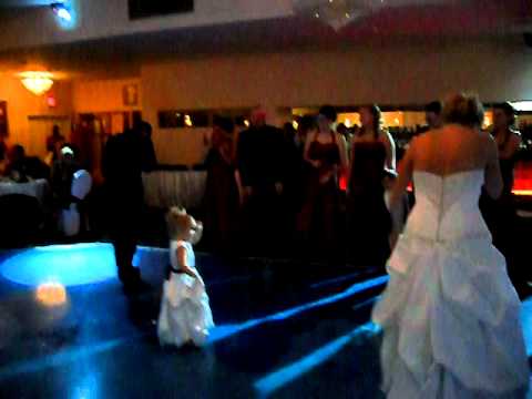 mike and steph's evolution of wedding dance