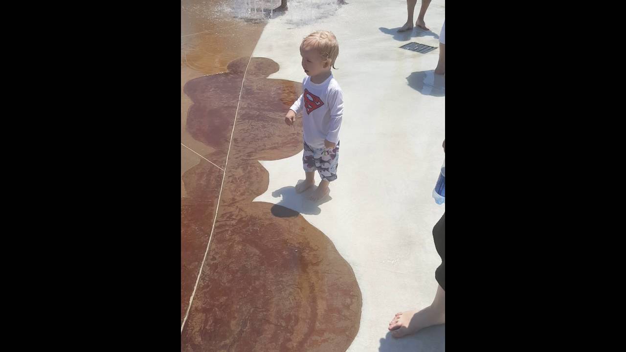 Dean's first time at a splash park