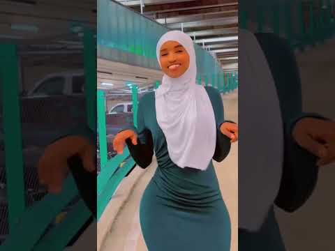 Muslim girl twerking #dance #music #latest