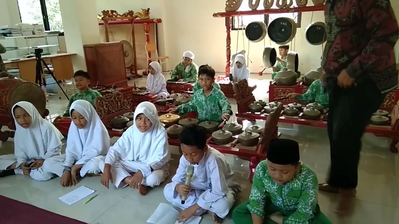 EKSTRA GAMELAN SD ISLAM AL AZHAR 29 BSB | 25/8/2023