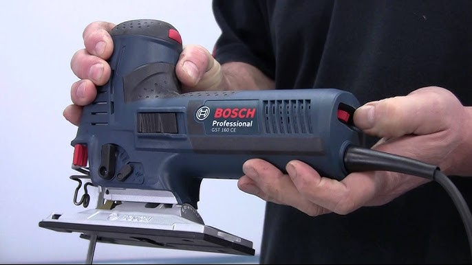 Bosch GST 150 BCE Jigsaw - YouTube