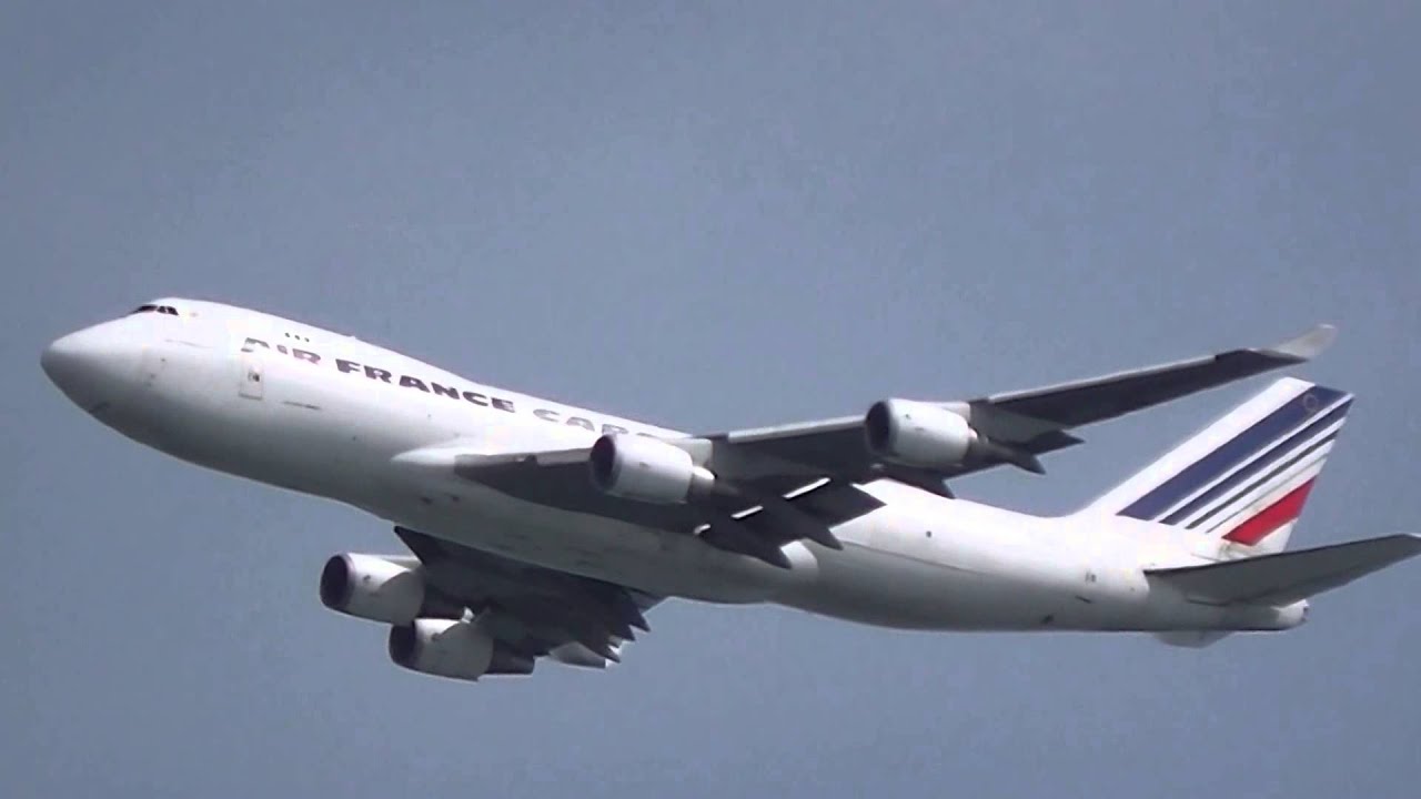 Air France Cargo Boeing 747-400F approaching Dublin Airport