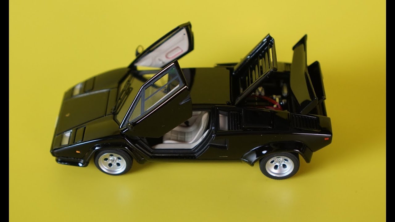 LAMBORGHINI COUNTACH AUTOART 1:43 ALL OPEN - YouTube