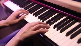 Chúng Ta Không Giống Nhau - Piano ( Women Bu Yi Yang )