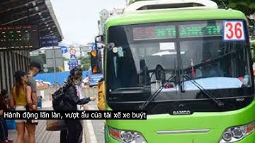 Clip xe buýt thản nhiên chạy lấn làn, vượt ẩu bị ô tô ‘ép lùi’