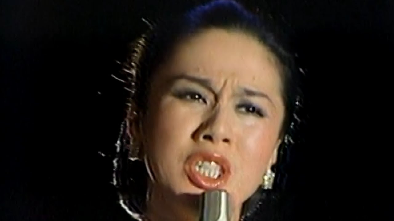 ちあきなおみ - 雨に濡れた慕情 [1976 Performance] Naomi Chiaki - Ame ni Nureta Bojō