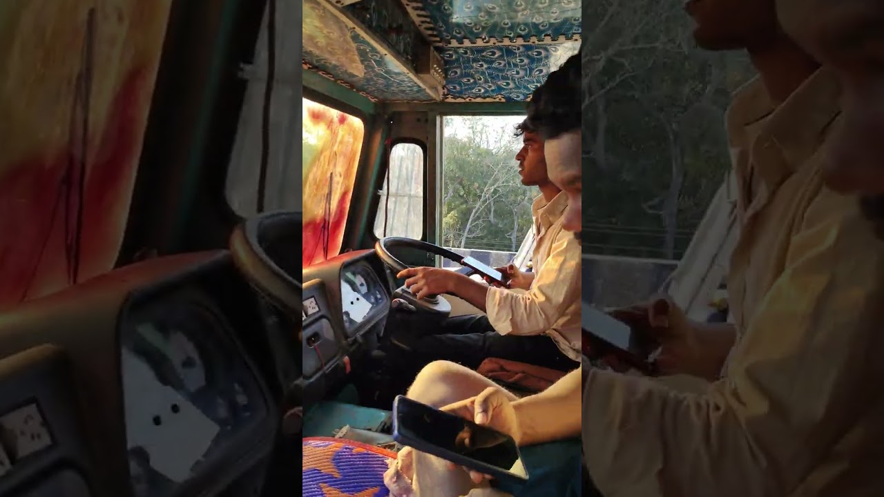 Khunta kam ke  liye ja rahe hai piz subscribe comment me subscribe 