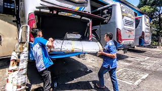 DRIVER ANDRIAN PELURU MALAM MAU BANTU ANGKAT BARANG PENUMPANG! SUGENG RAHAYU 7078