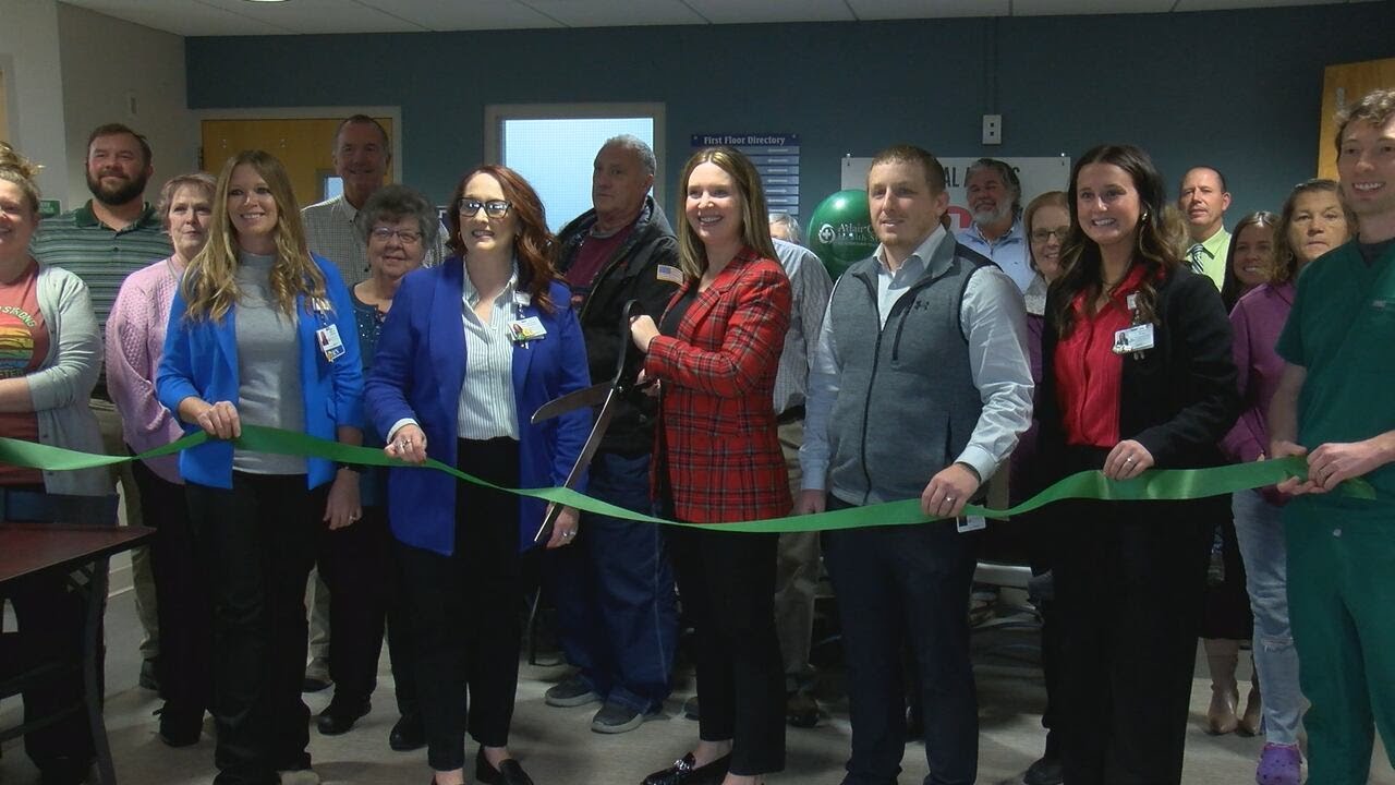 Greenfield hospital reopens six months after deadly Iowa tornado - YouTube