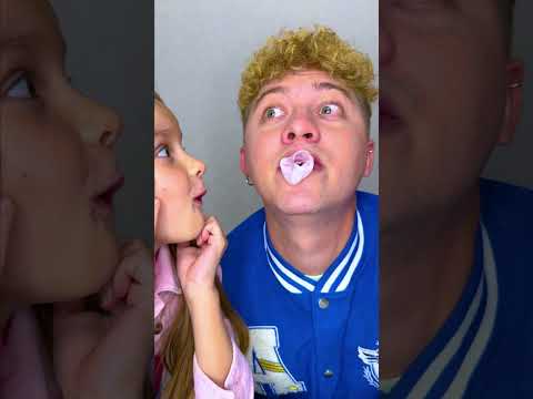 Bubblegum Battle Royale! 🍬👑 #funny #viral
