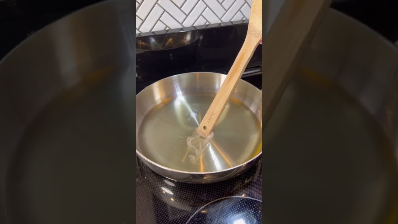 How to check if oil is ready for frying if you don't have a