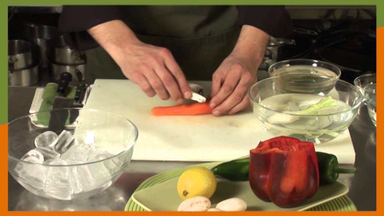 Cómo cortar la verdura, según el plato que prepares