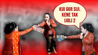Eka Uget-Uget Di Apusi Mbak Tata