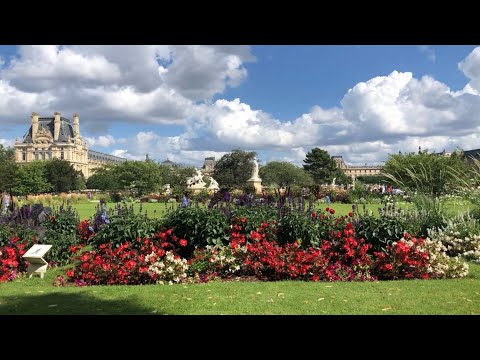 Париж в воскресные дни . Прогулка в саду Тюильри ☀️????? . Дворец Лувра ?