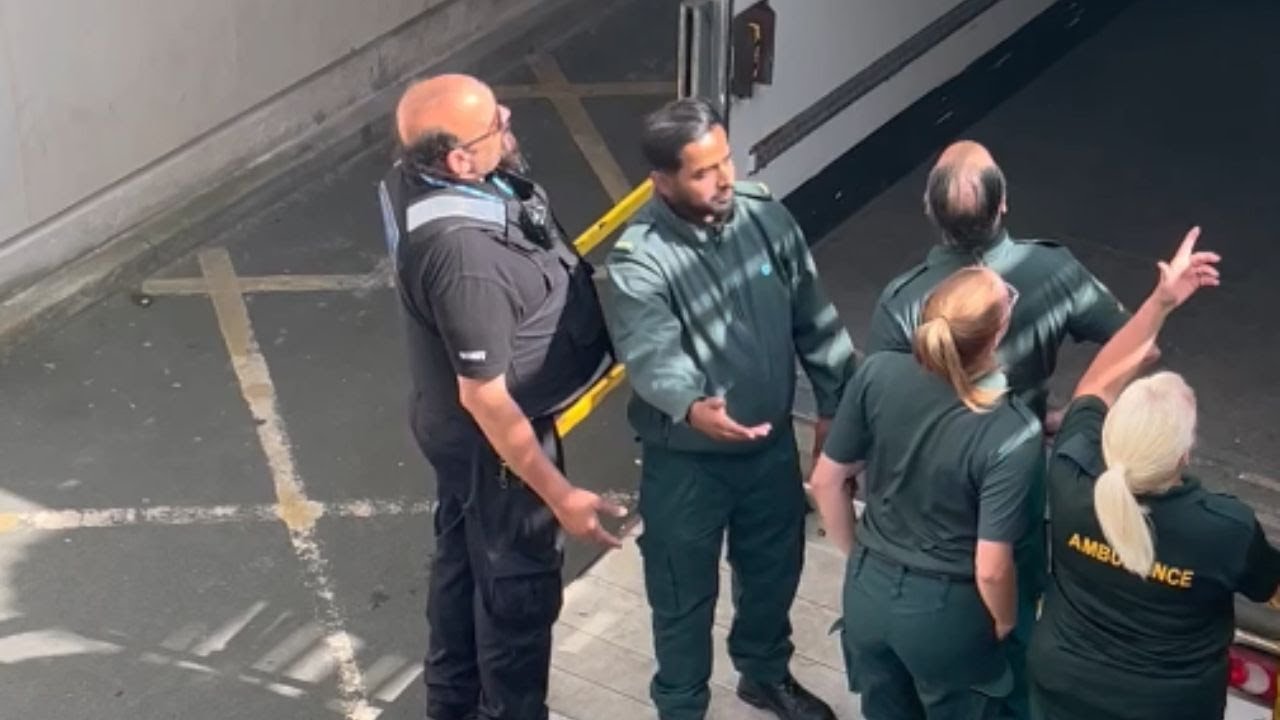 Huddersfield Hospital staff tries to save the day after van blocks ambulances' path || WooGlobe