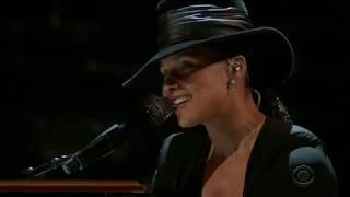 Alicia Keys GRAMMYS 2019