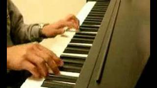 Video thumbnail of "Trie Utami "Sekitar Kita" Piano Cover"