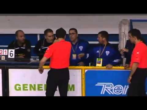 L'àrbitre del Voltregà-Calafell rep una agressió durant l'encontre