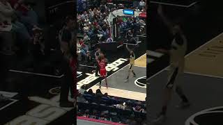 Yuki Kawamura spots Rob Dillingham with a no looker 👀 #nba