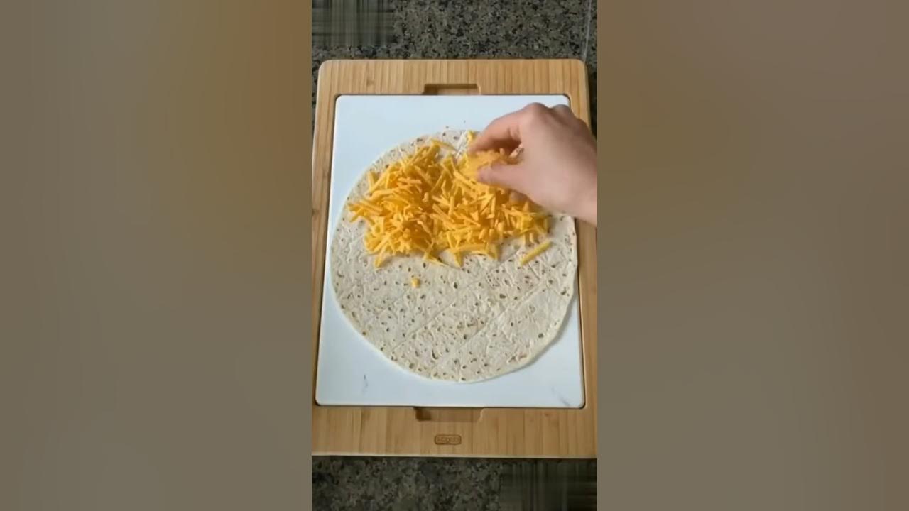 QUESADILLA Toasterdillas QUESADILLA POCKETS Cheesy Quesadilla in