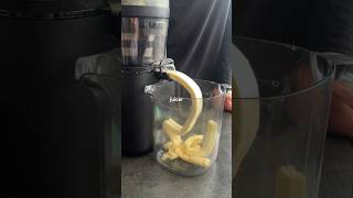 PIÑA COLADA SORBET 🌴 Healthy Creamy sorbet made in our Nama J2 Juicer 🙌 Discount in description!