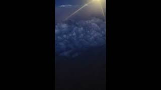 Mother Nature’s light show from 30,000 feet ⚡✈️ #lightning #storm #weather #flight #lightshow 