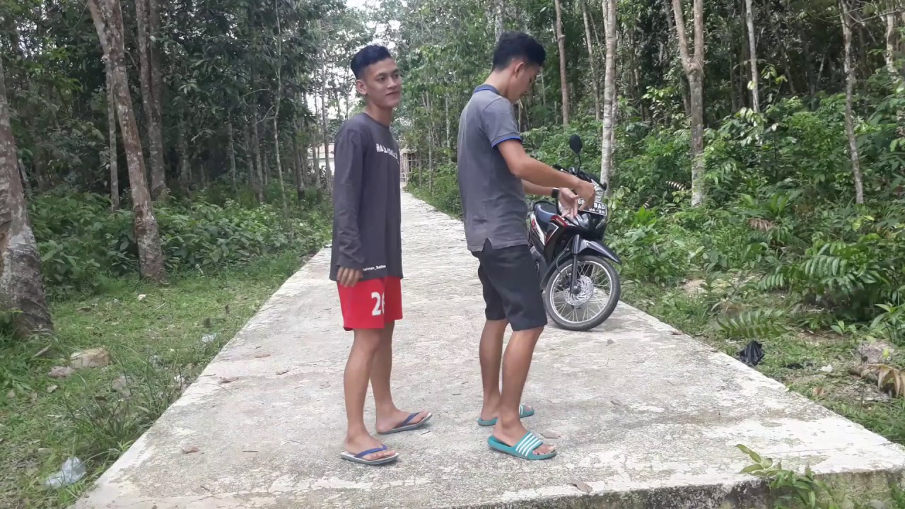 Naik turun sanga desa suges