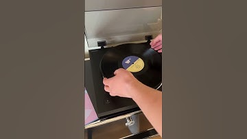 Thumbnail of the best vinyl turntable for beginners #shorts