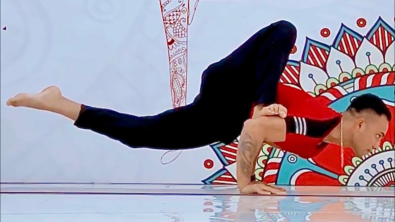 Vinyasa yoga flow with master Raghu yoga | viyasa yoga intermediate | yoga classes in yoga sequence