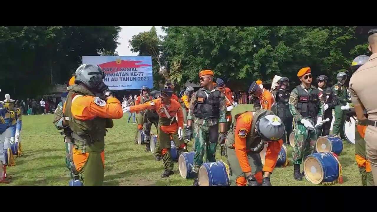 Kala Itu Taruna AAU Bersama #drumband #gitadirgantara